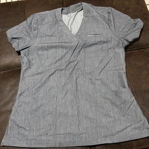 Women’s Jaanuu scrub top